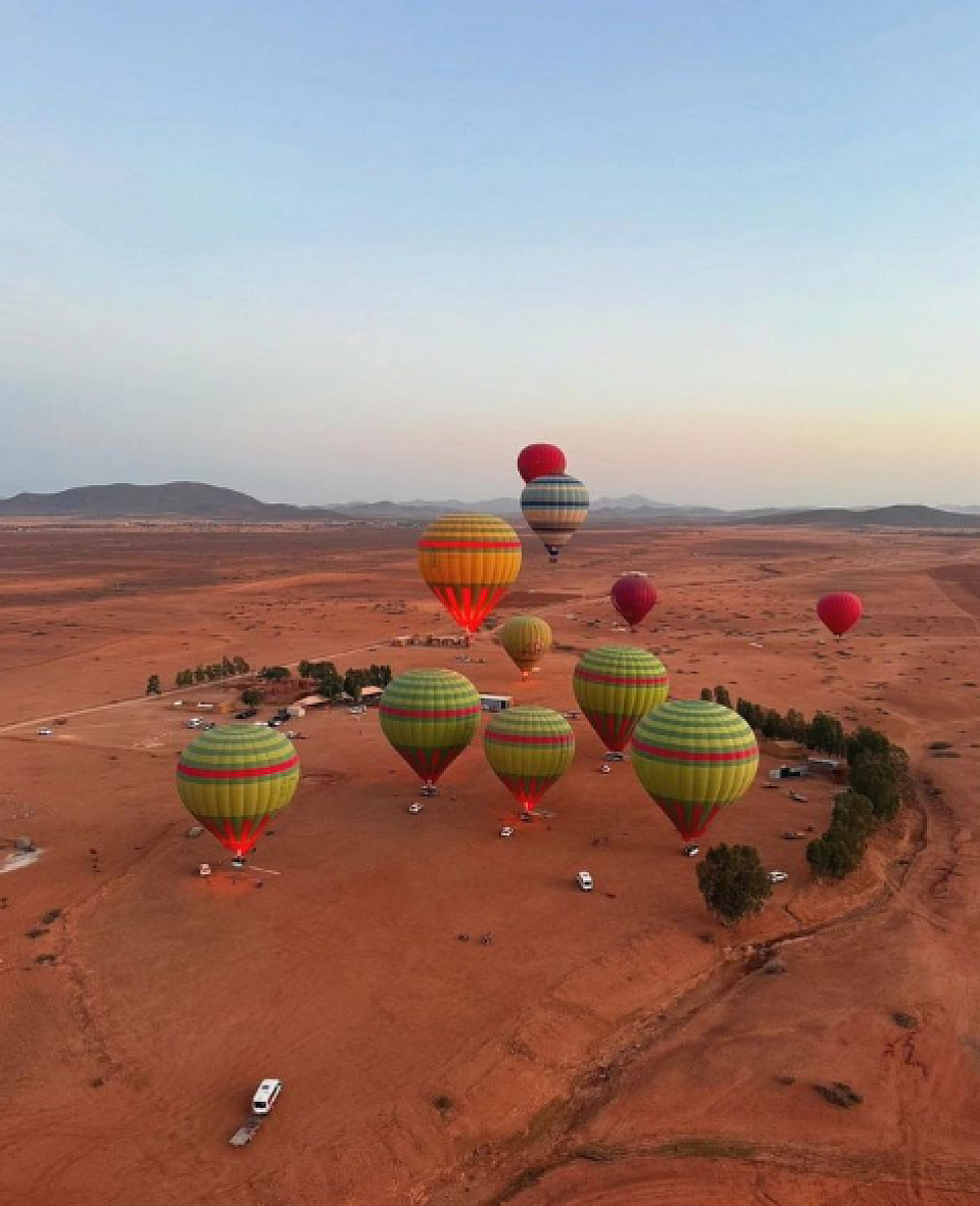 Hot air ballon